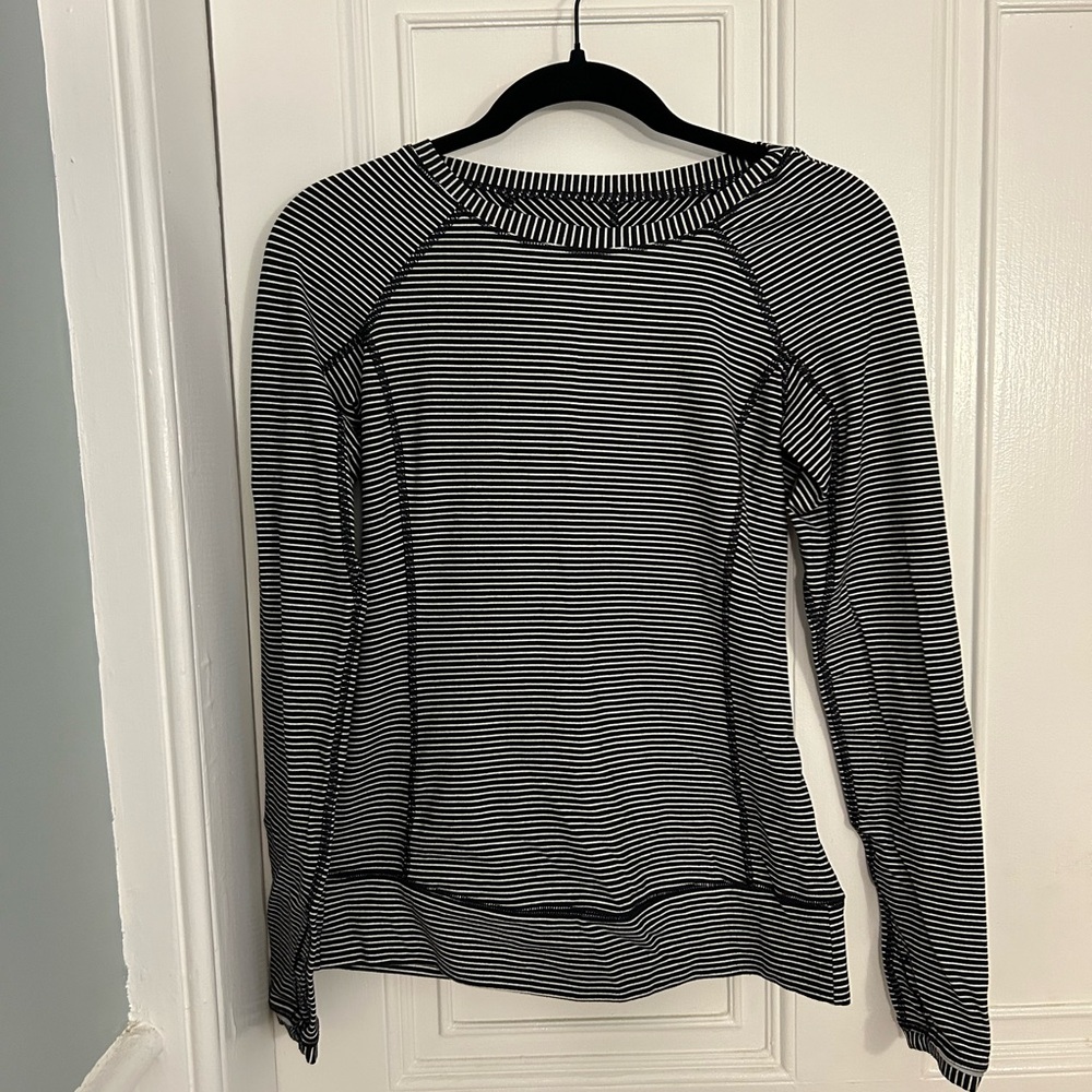 Lululemon long sleeve top